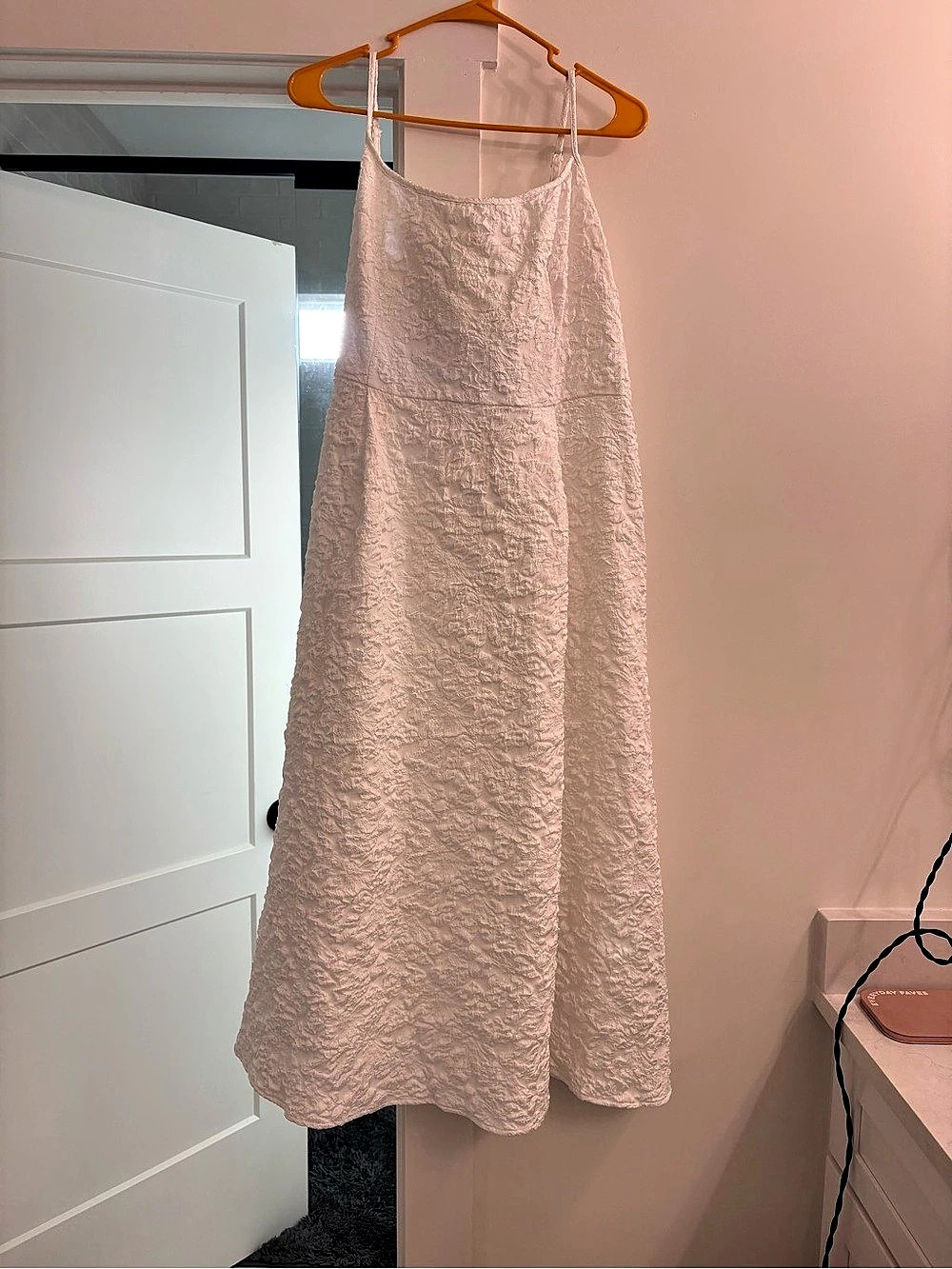 Textured Maxi Dress in White Size 2XL Like New